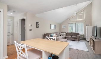 201 Woodlawn Ave 314, North Providence, RI 02904