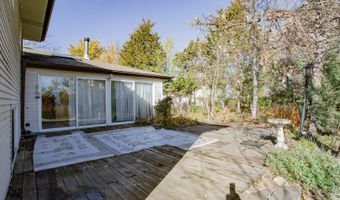 1849 W Spring Ridge Dr, Arlington Heights, IL 60004