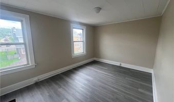 1127 Maplewood Ave, Ambridge, PA 15003