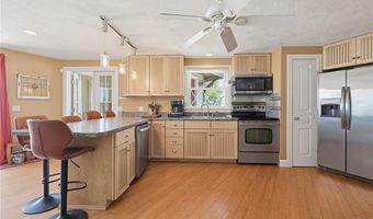 213 Seaside Dr, Jamestown, RI 02835