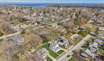 47 Hyland Ave, East Greenwich, RI 02818