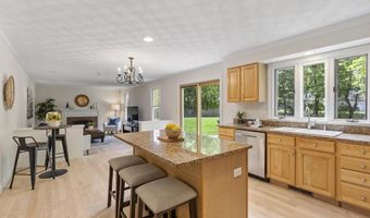 37 Concord Rd, Acton, MA 01720