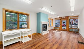 14-16 18 Friend St, Amesbury, MA 01913