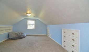 816 E HARRISON St, Appleton, WI 54915