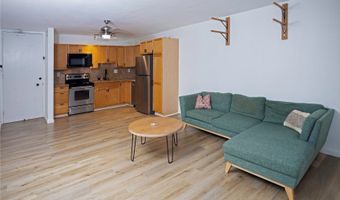 1617 Clark St 404, Honolulu, HI 96822