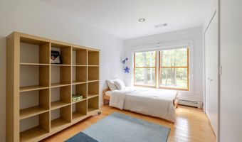 30-40 Fawn Ln, Accord, NY 12404