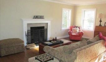 99 Cambridge Rd, Bedford, NH 03110