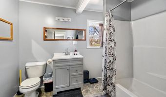 6419 River St, Alanson, MI 49706