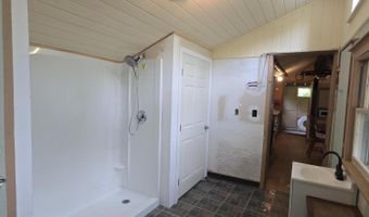 726 S Arm Rd, Andover, ME 04216