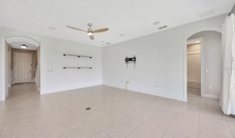 7010 OLD BENTON Dr, Apollo Beach, FL 33572