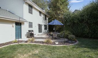 W6655 ELMVIEW Drive, Appleton, WI 54915