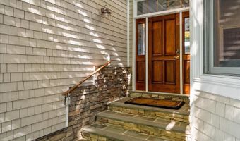 145 Spa Dr, Annapolis, MD 21403