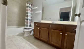 50 Lawrence Ave 50, Danbury, CT 06810