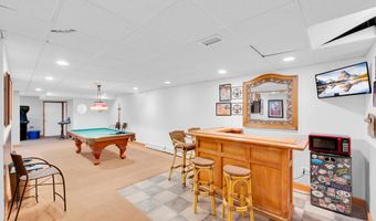 928 Seaman Ave, Beachwood, NJ 08722
