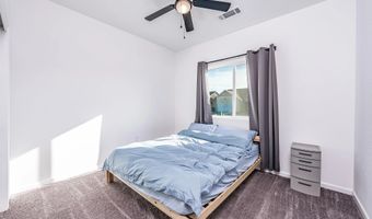 13722 Larkspur Way, Armona, CA 93202