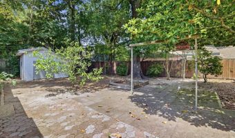 142 Kenmore Ave, Biloxi, MS 39531