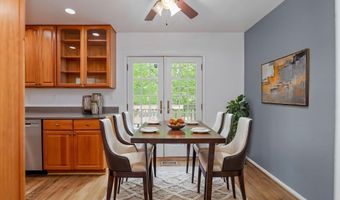 8207 CEDAR LANDING Ct, Alexandria, VA 22306