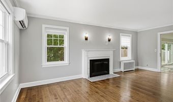 26 Tryon Ave, East Providence, RI 02916