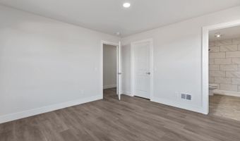 2771 Gady Pines Dr, Adrian, MI 49221