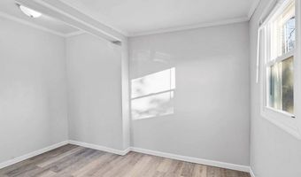 306 E Savannah St, Calhoun Falls, SC 29628