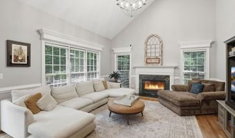 5050 Southlake Dr, Alpharetta, GA 30005