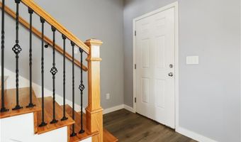 4212 SW Comstock Ave, Bentonville, AR 72713