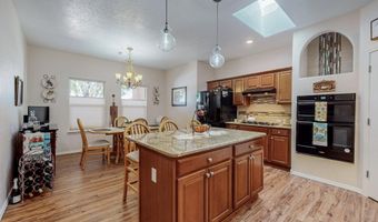 978 PRAIRIE ZINNIA Dr, Bernalillo, NM 87004