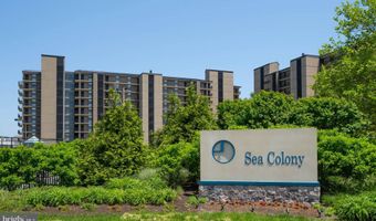 403 N EDGEWATER HOUSE Rd 403N, Bethany Beach, DE 19930