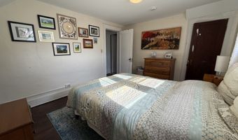 21 Elgin Ave, Bethel, CT 06801