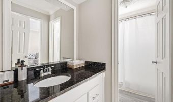 21 Delmont Dr #8, Atlanta, GA 30305