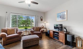 1604 St Andrews Dr, Altoona, WI 54720