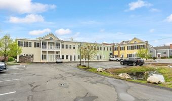 70 Great Rd B, Bedford, MA 01730