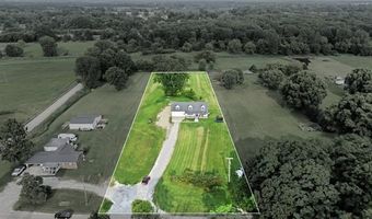 3525 Howland Rd, Almont, MI 48003