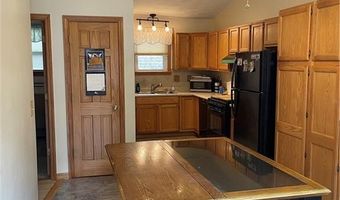 2 Timberwolf Dr, Cumberland, RI 02864