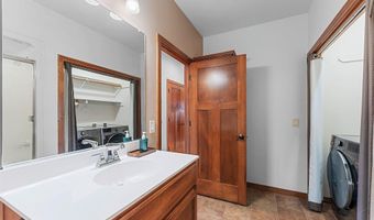 4732 N PROVIDENCE Ave 301, Appleton, WI 54913