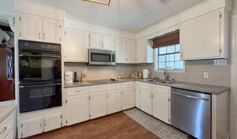 415 Woodland Rd, Batesville, MS 38606