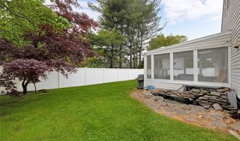 54 Bryan Ave, Amityville, NY 11701
