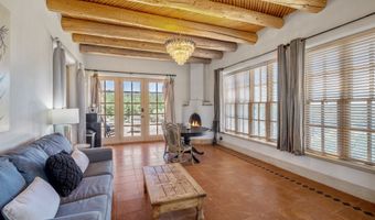 35 Arroyo Vis, Arroyo Hondo, NM 87571