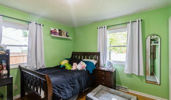 202 S Dakota Ave, Ames, IA 50014