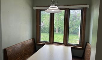 1703 3rd St NE, Austin, MN 55912