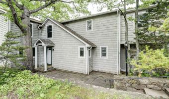 120 Highland Ave, Branford, CT 06405