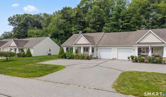 9 River Walk Dr 9, Brooklyn, CT 06234