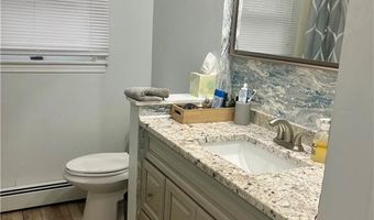 84 N View Ave, Cranston, RI 02920