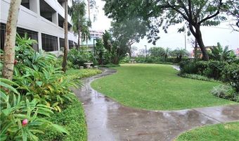 215 N King St 211, Honolulu, HI 96817