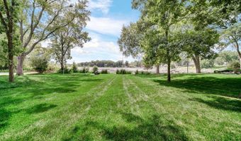 42034 N East Rd, Antioch, IL 60002