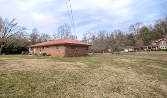 29 Breedlove Dr, Andrews, NC 28901