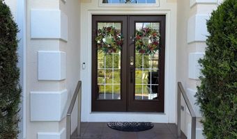 355 Woodside Ct, Batesville, IN 47006