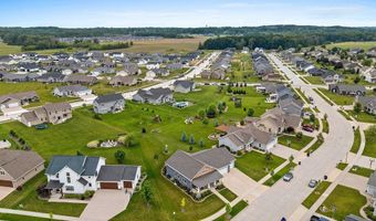 5401 N AMETHYST Dr, Appleton, WI 54913