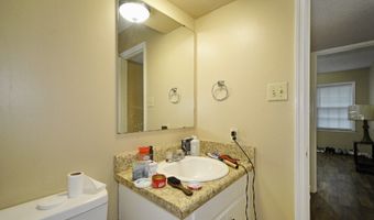 607 Eugemar Dr, Albany, GA 31707