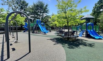 5257 Washington St 5257, Boston, MA 02132